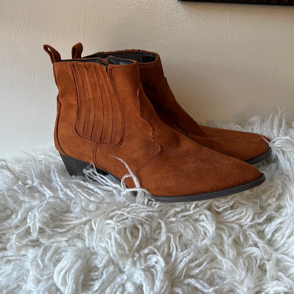 Comfort View Boots Size 8.5